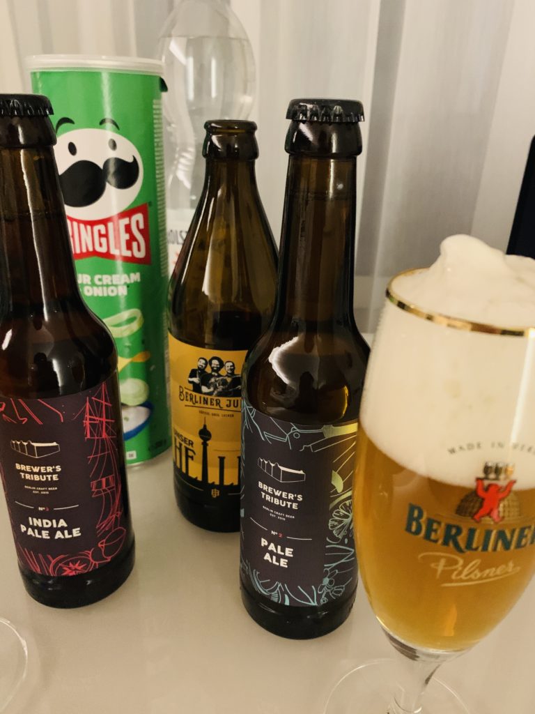 REWEで買ったベルリンの地ビールとおつまみ