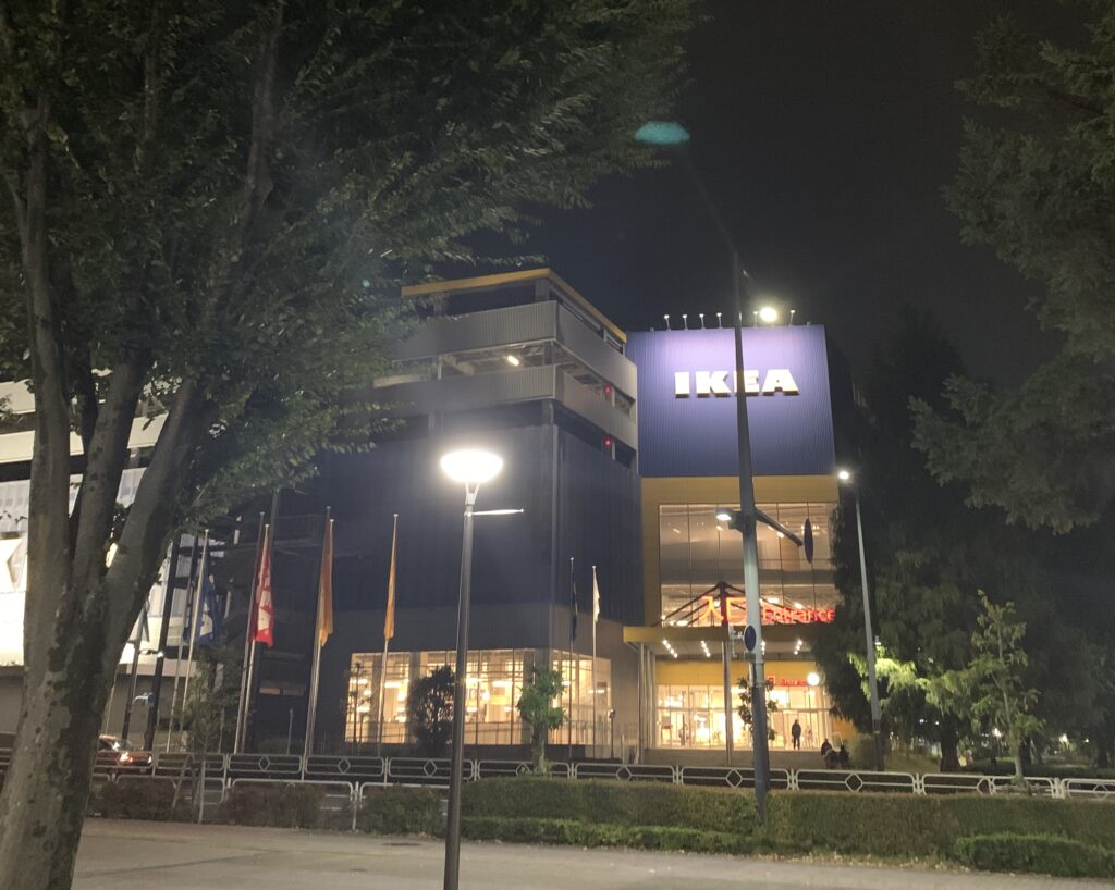 IKEA 立川店